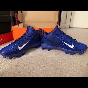Blue baseball/softball cleats